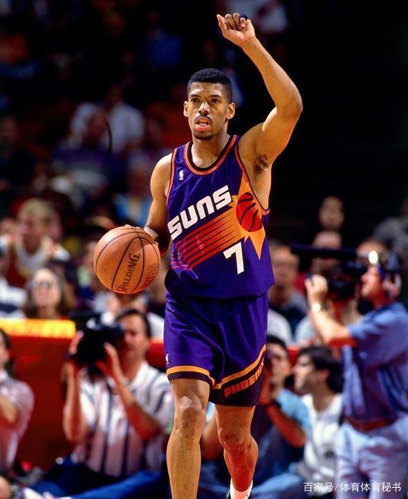 英雄联盟官方网站 -犹他爵士迎欧超杯关键赛，清晨篮板制胜，媒体盛赞，球探报告显示潜力(欧超杯是什么赛事)