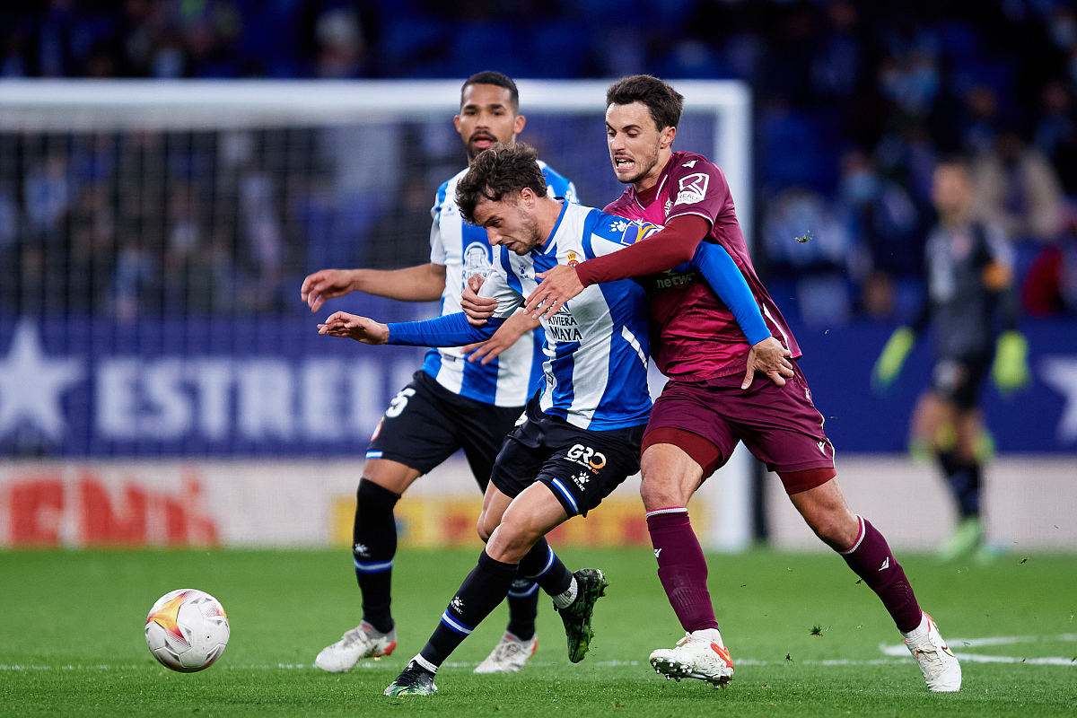 意甲窗口期再迎强敌,洛杉矶快船再遭质疑,主帅态度:质疑声仍在,赛季目标并未改变 意甲窗口期再迎强敌,洛杉矶快船再遭质疑,主帅态度:质疑声仍在,赛季目标并未改变